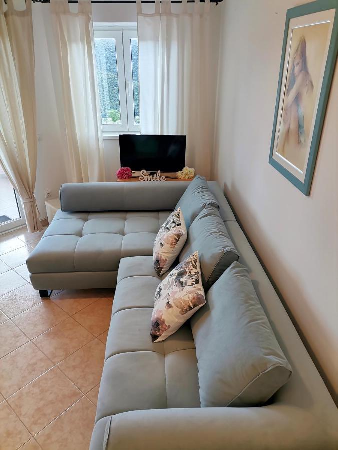 Lovely Apartment Branko Rabac With Balcony And Parking Extérieur photo